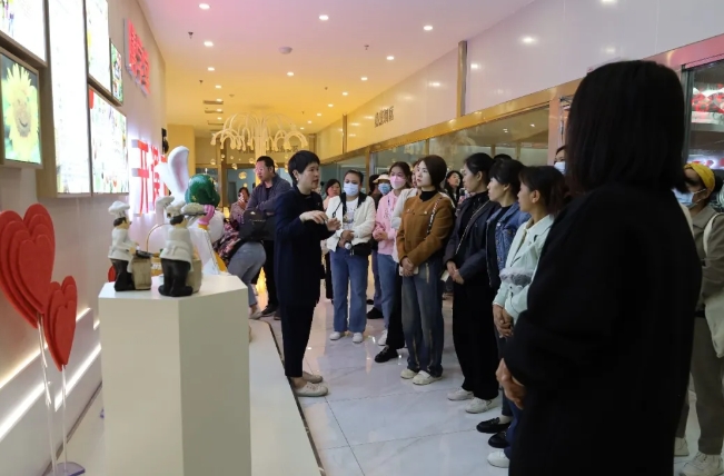 舌尖上的勞動教育——云纓小學(xué)烘焙系列親子活動(圖2) 微信截圖_20240519001132.png