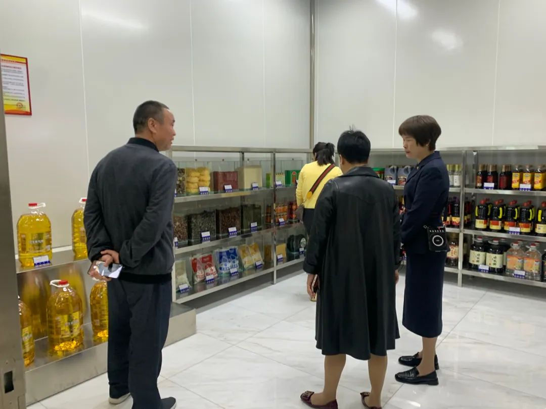 【食品安全】各校工作組及家長代表走進天天向上檢查食品安全工作(圖23)