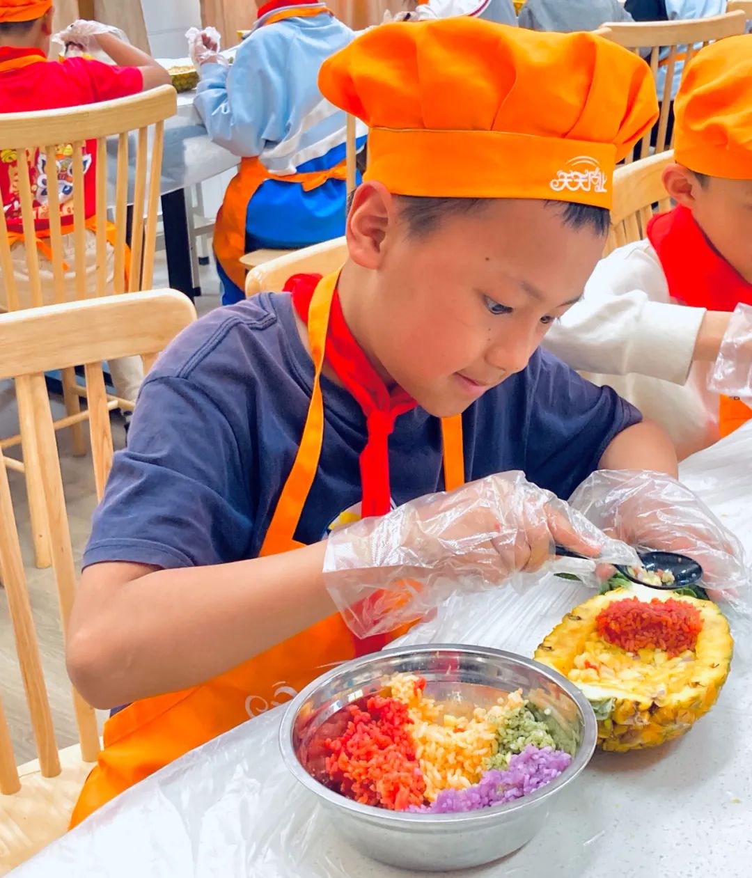 【膳學(xué)堂】邂逅傣族風(fēng)味——從學(xué)做菠蘿飯開(kāi)始 膳學(xué)堂走進(jìn)棕樹(shù)營(yíng)小學(xué)(圖24)