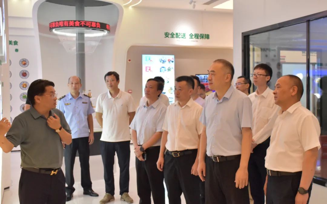 南昌市新建區(qū)委書記陳奕蒙一行深入南昌天天向上調(diào)研考察(圖1)